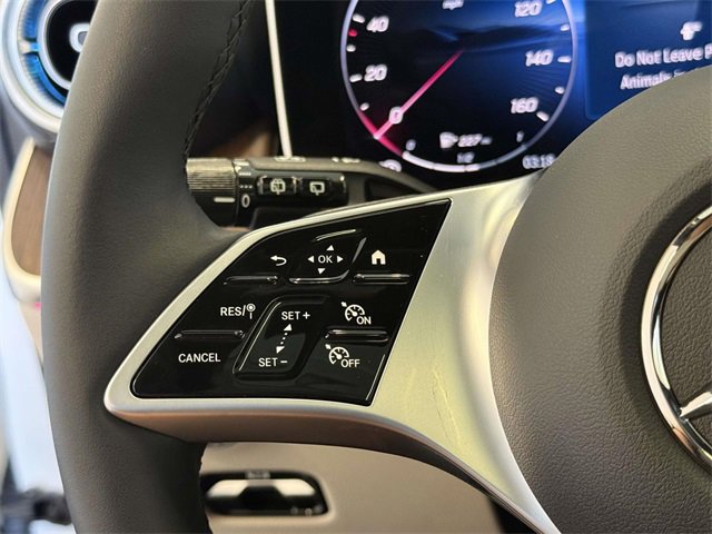 Used 2025 Mercedes-Benz GLC 300 4MATIC image 30