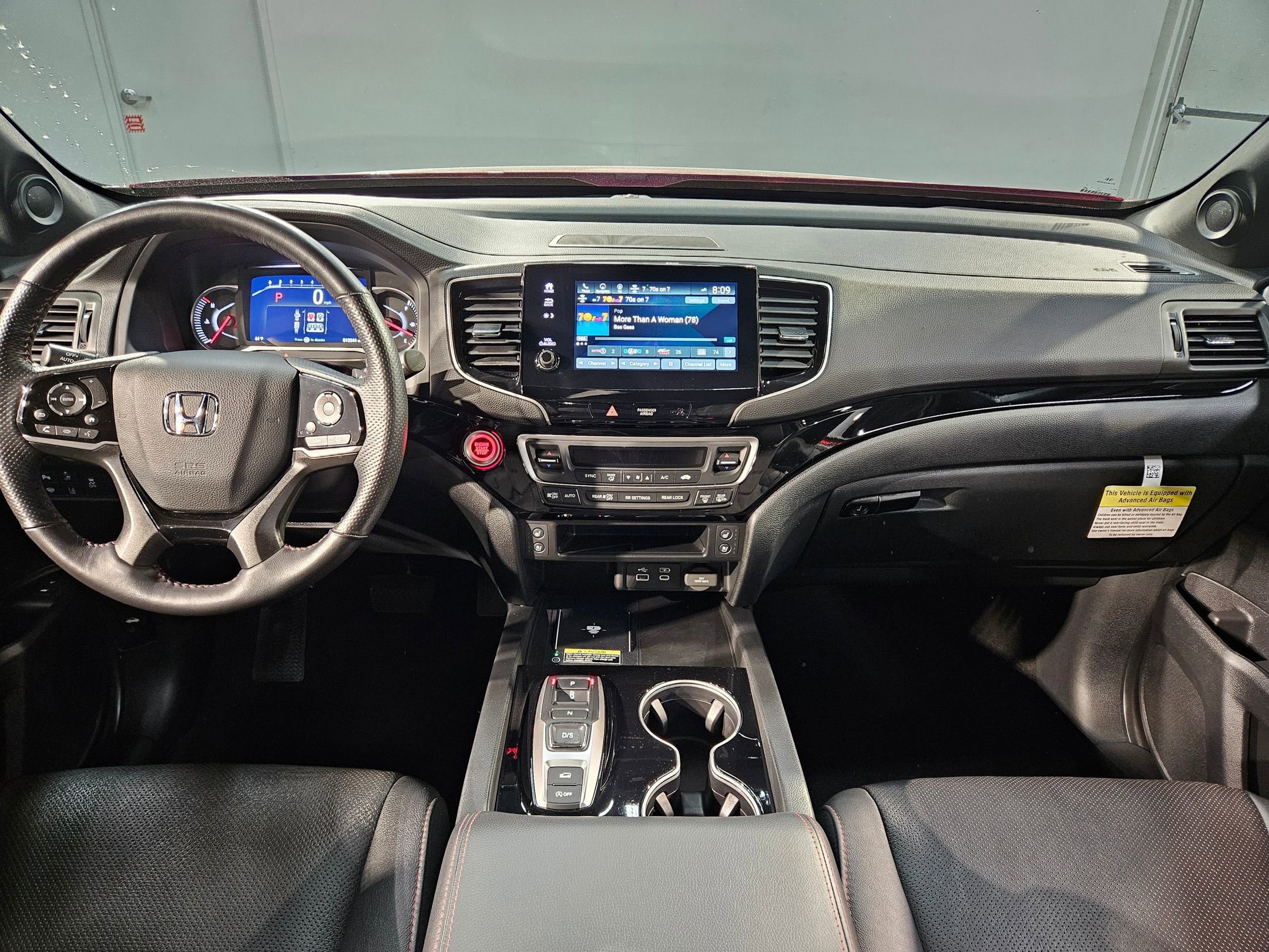 Used 2025 Honda Passport Black Edition image 10