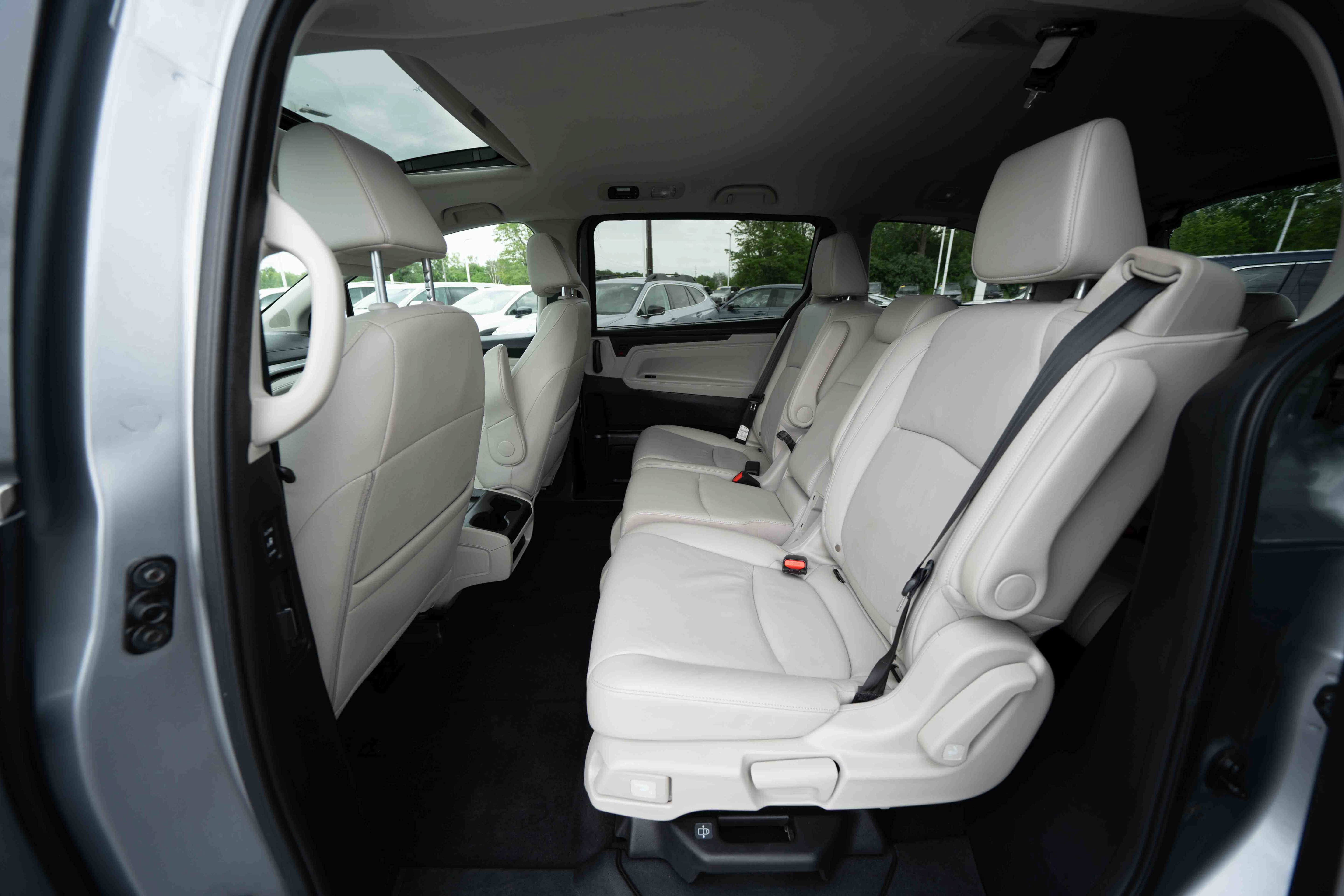 Used 2025 Honda Odyssey EX-L image 23