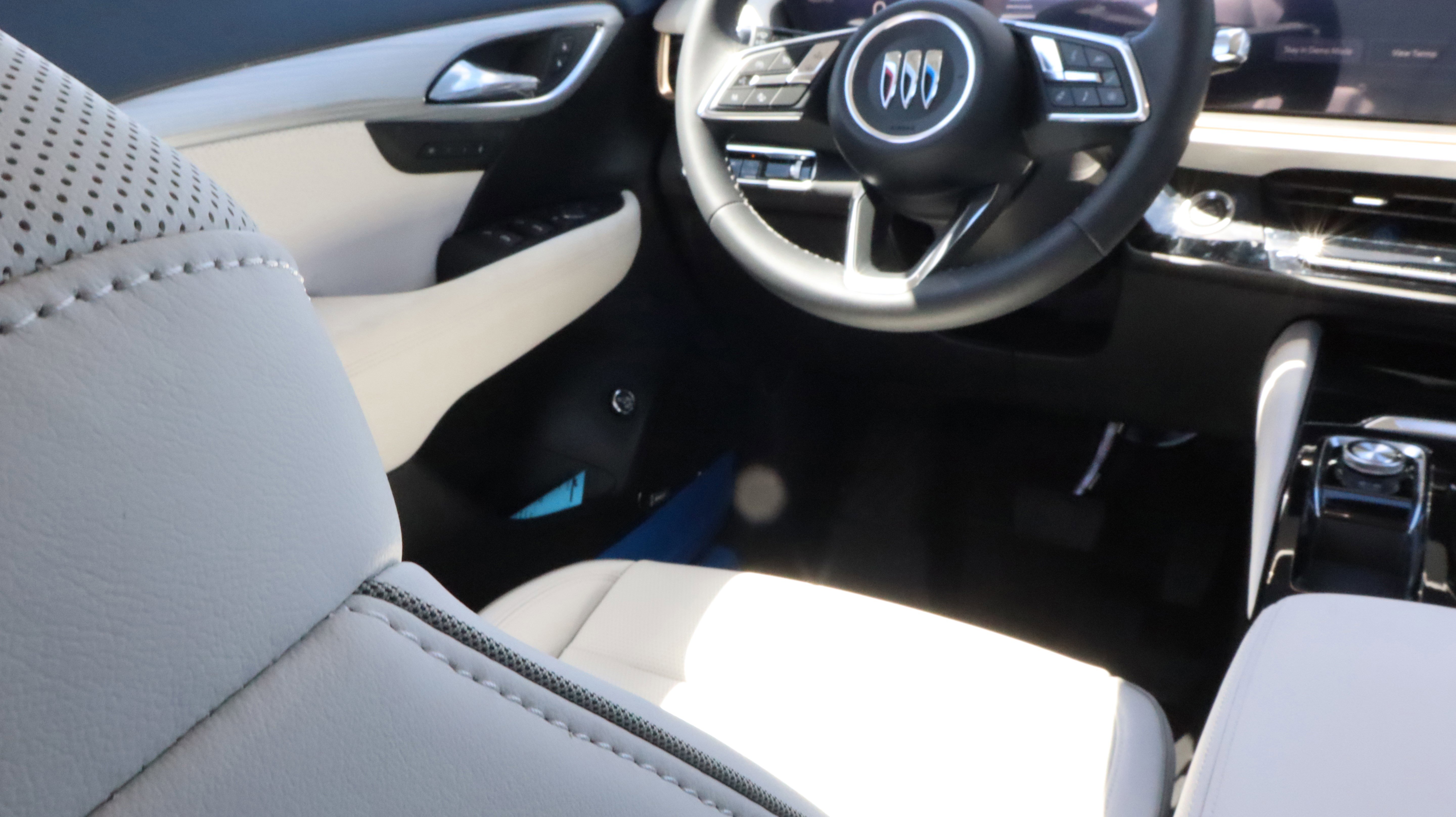 New 2026 Buick Envision Avenir AWD/4WD image 9