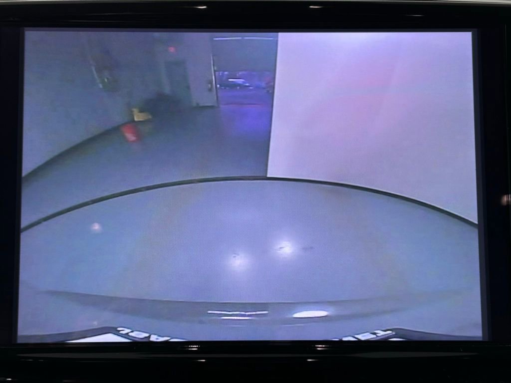 Used 2023 Chrysler Pacifica Touring-L image 20