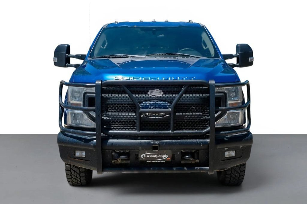 Used 2022 Ford F350 4x4 Crew Cab DRW Super Duty image 3