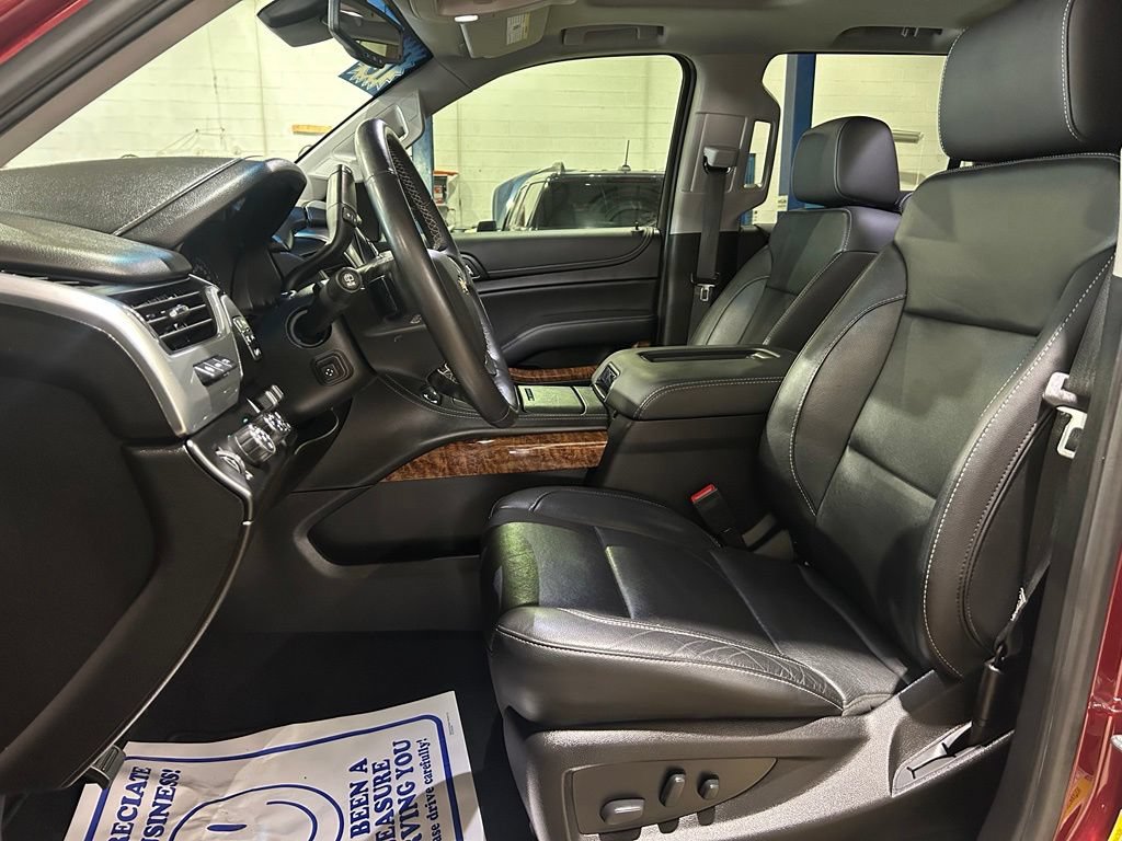 Used 2019 Chevrolet Tahoe Premier AWD/4WD image 17