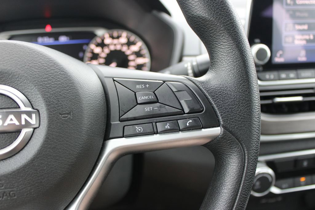 Used 2024 Nissan Altima 2.5 SV image 35