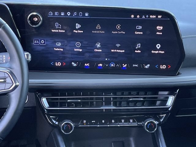 Used 2025 Chevrolet Traverse LT FWD image 15