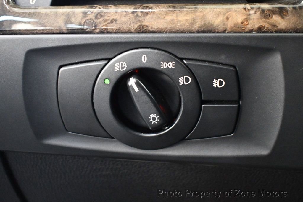 Used 2008 BMW 335xi Coupe w/ Premium Pkg image 21