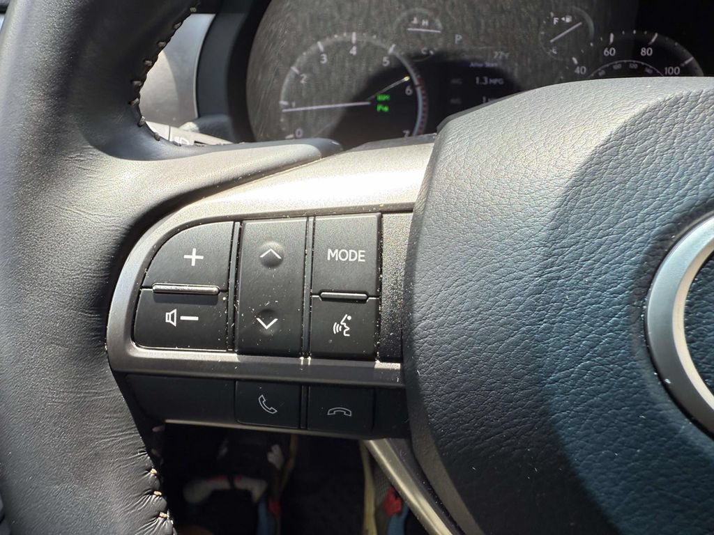 Used 2023 Lexus GX 460 Premium w/ Premium Package AWD/4WD image 21
