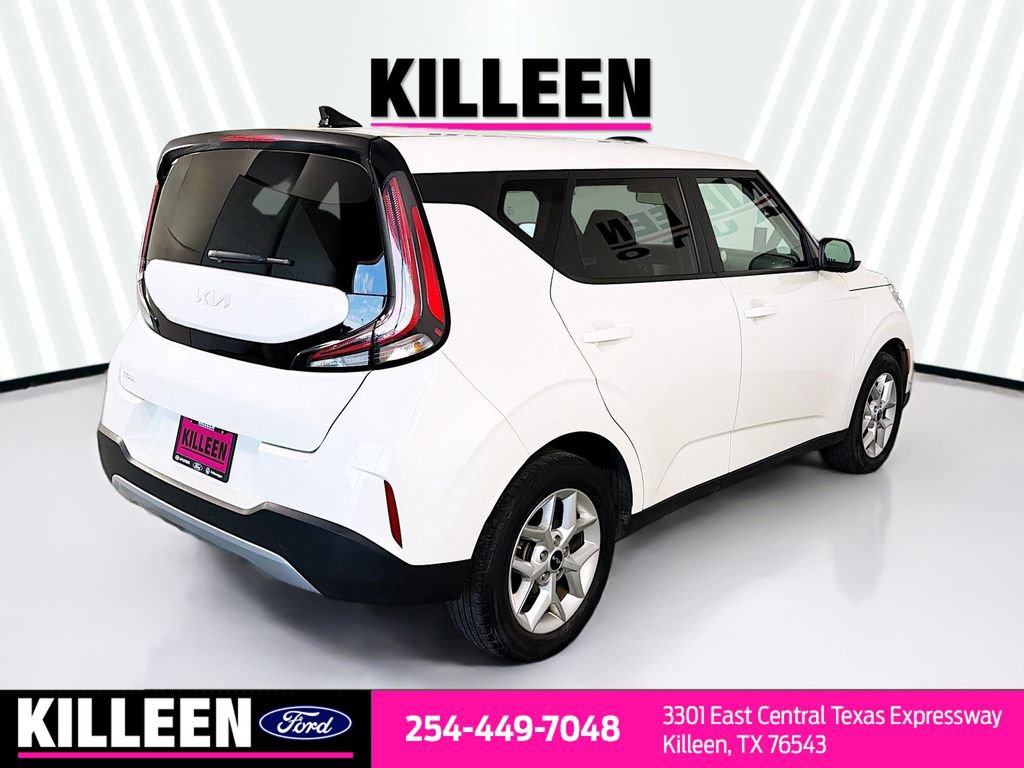 Used 2024 Kia Soul LX w/ Option Group 015 image 8