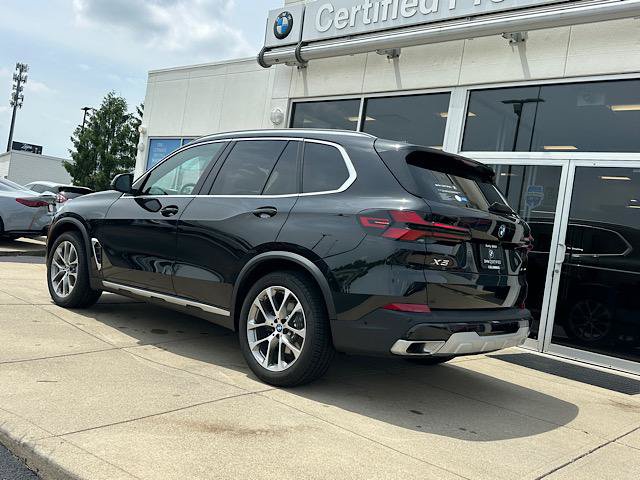 Used 2024 BMW X5 xDrive40i w/ Premium Package AWD/4WD image 6