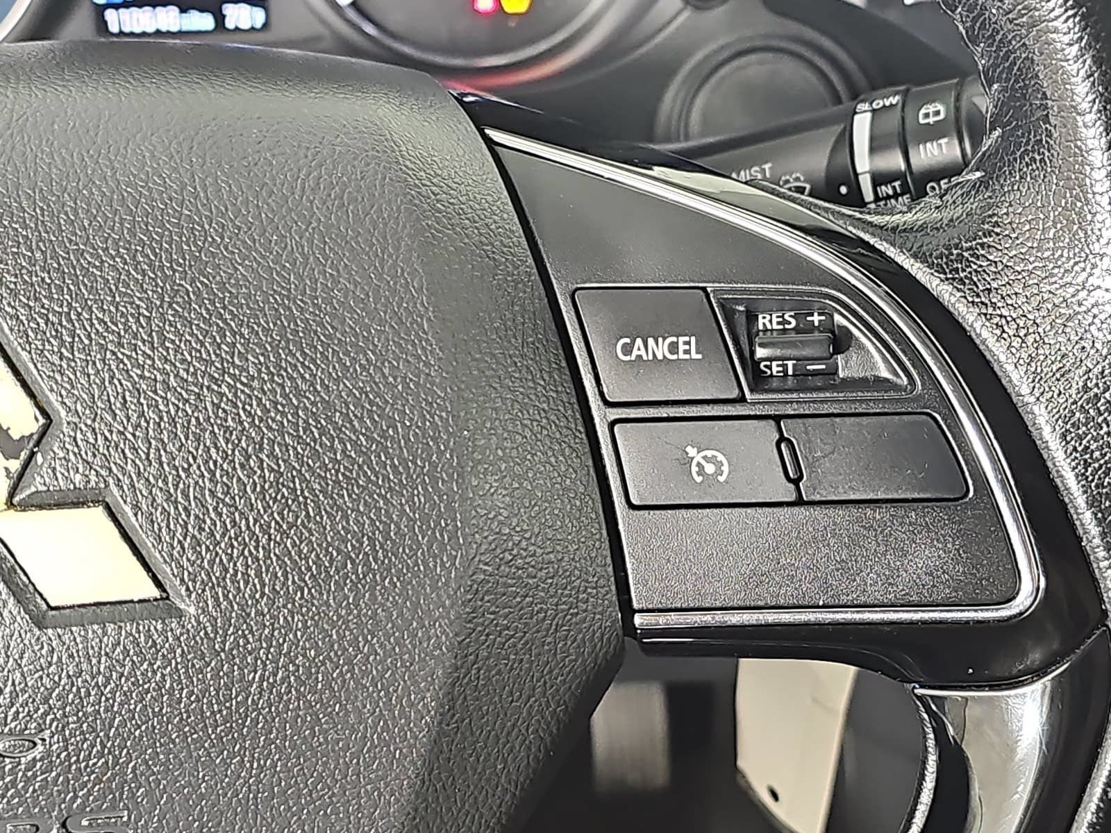 Used 2016 Mitsubishi Outlander ES AWD/4WD image 14