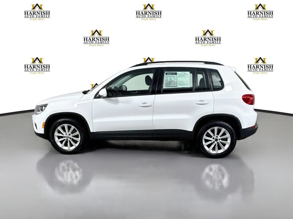 Used 2017 Volkswagen Tiguan Limited w/ Premium Package AWD/4WD image 4