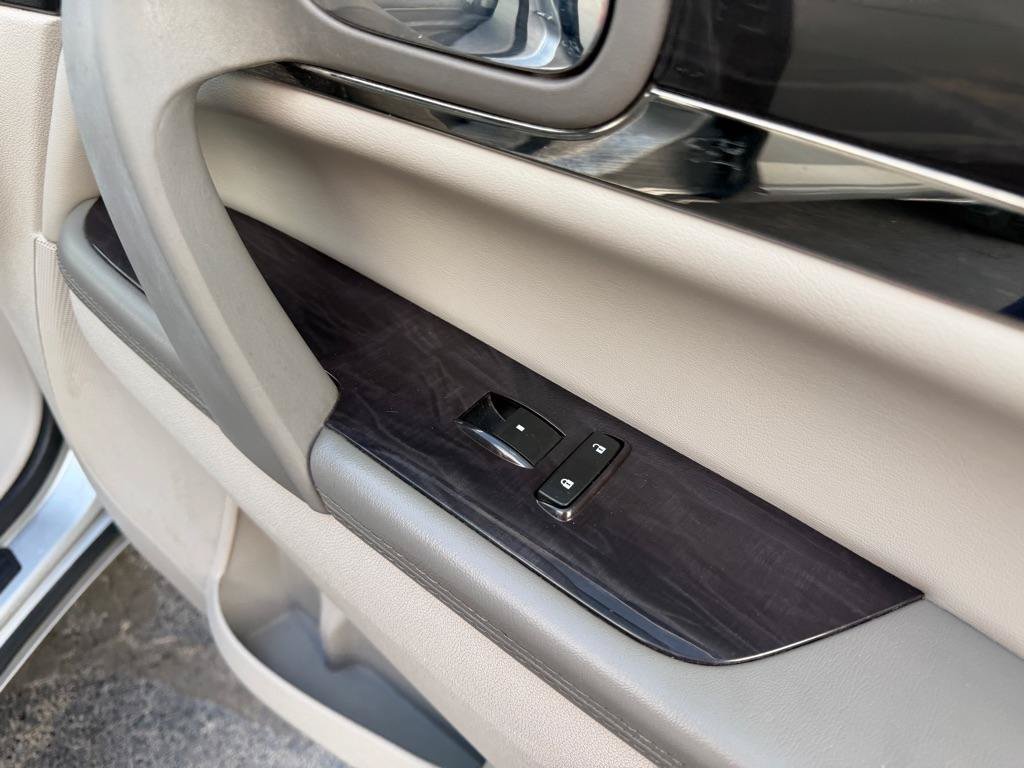 Used 2015 Buick Enclave Convenience FWD image 28