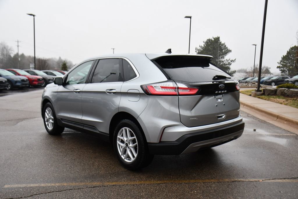 Used 2024 Ford Edge SEL w/ Convenience Package image 4