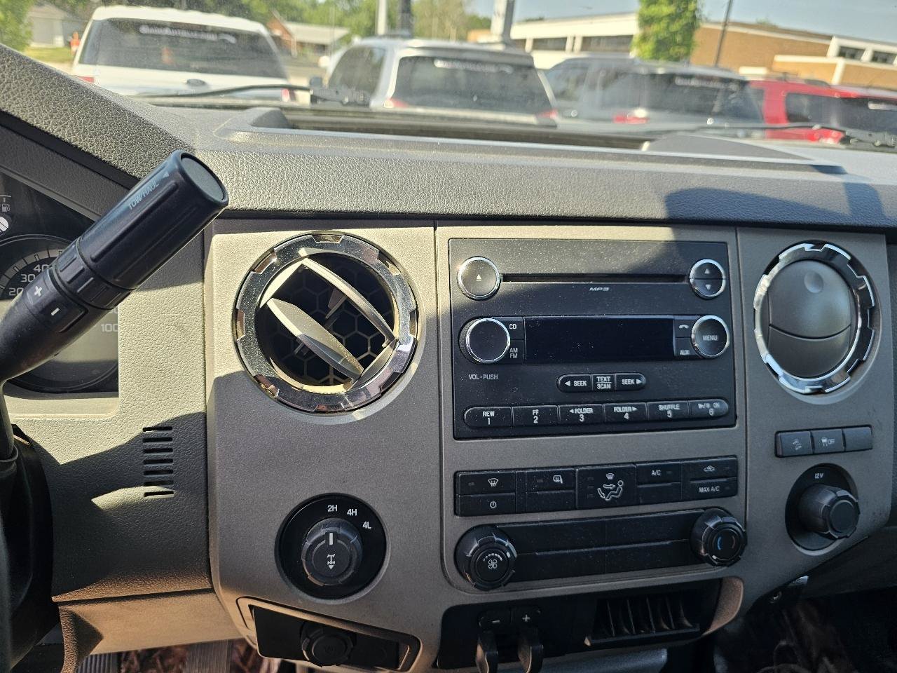Used 2013 Ford F250 XLT w/ FX4 4X4 Off-Road Pkg image 23