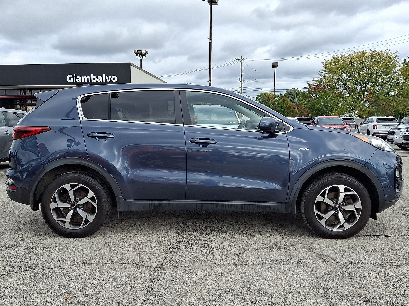Used 2020 Kia Sportage LX AWD/4WD image 7
