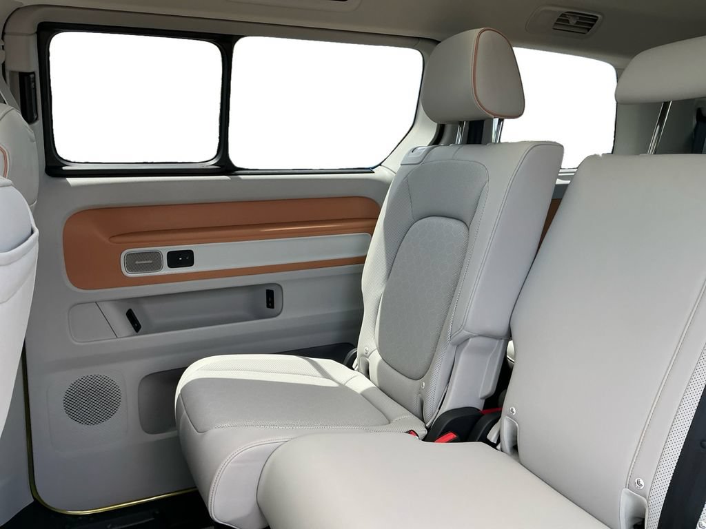 New 2025 Volkswagen ID. Buzz 1st Edition RWD image 22