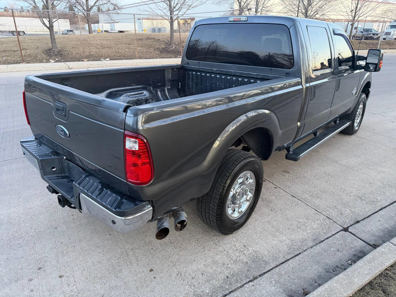 Used 2015 Ford F250 XLT w/ XLT Premium Package image 6