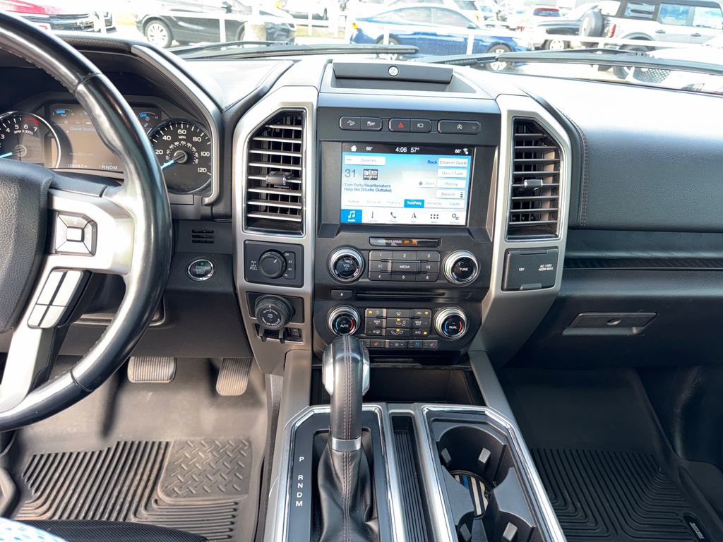 Used 2018 Ford F150 Platinum w/ Equipment Group 701A Luxury image 21