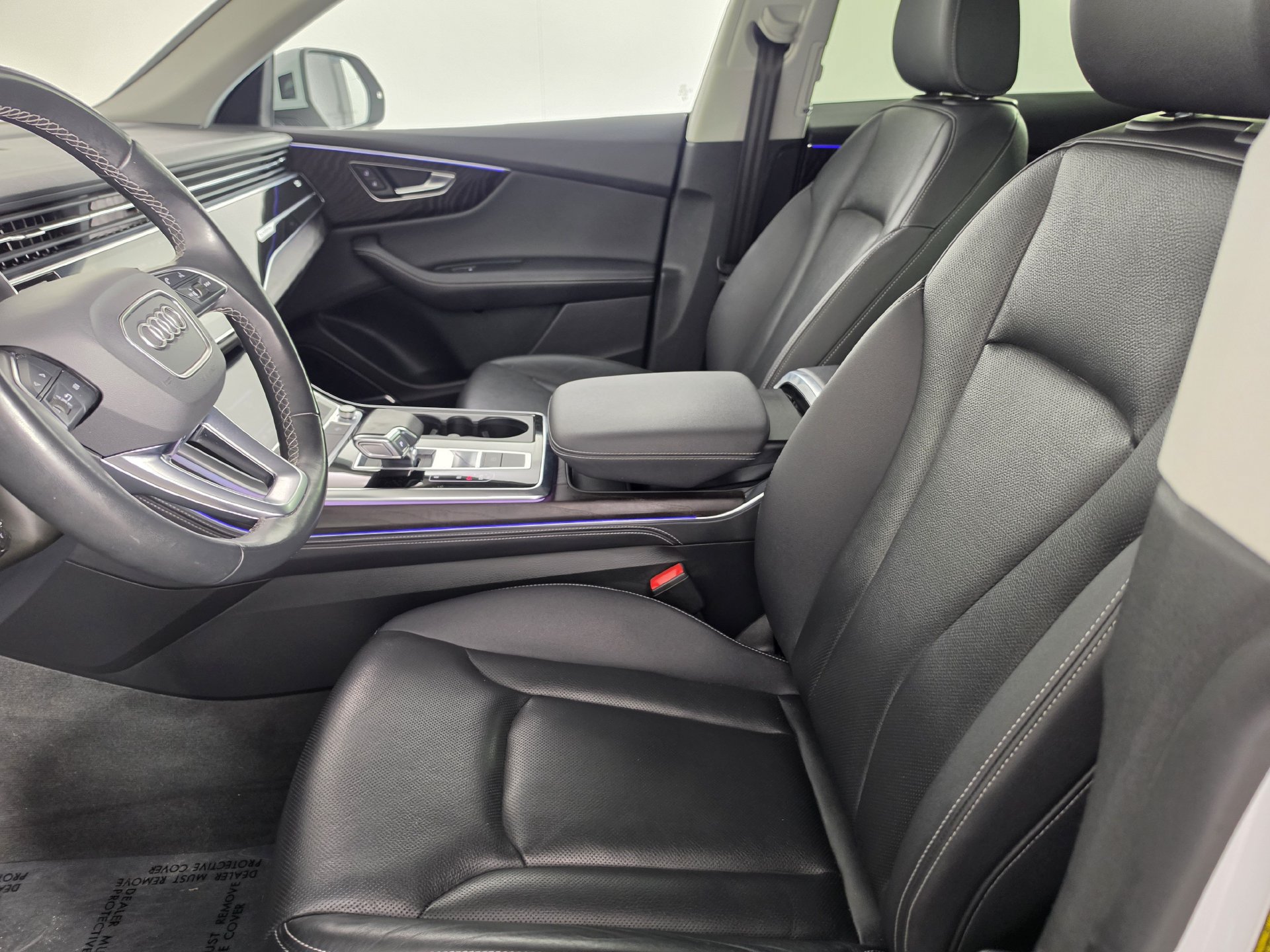 Certified 2023 Audi Q8 Premium Plus AWD/4WD image 3