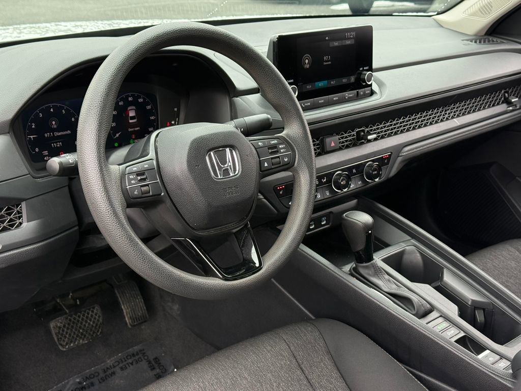 Used 2024 Honda Accord EX image 19
