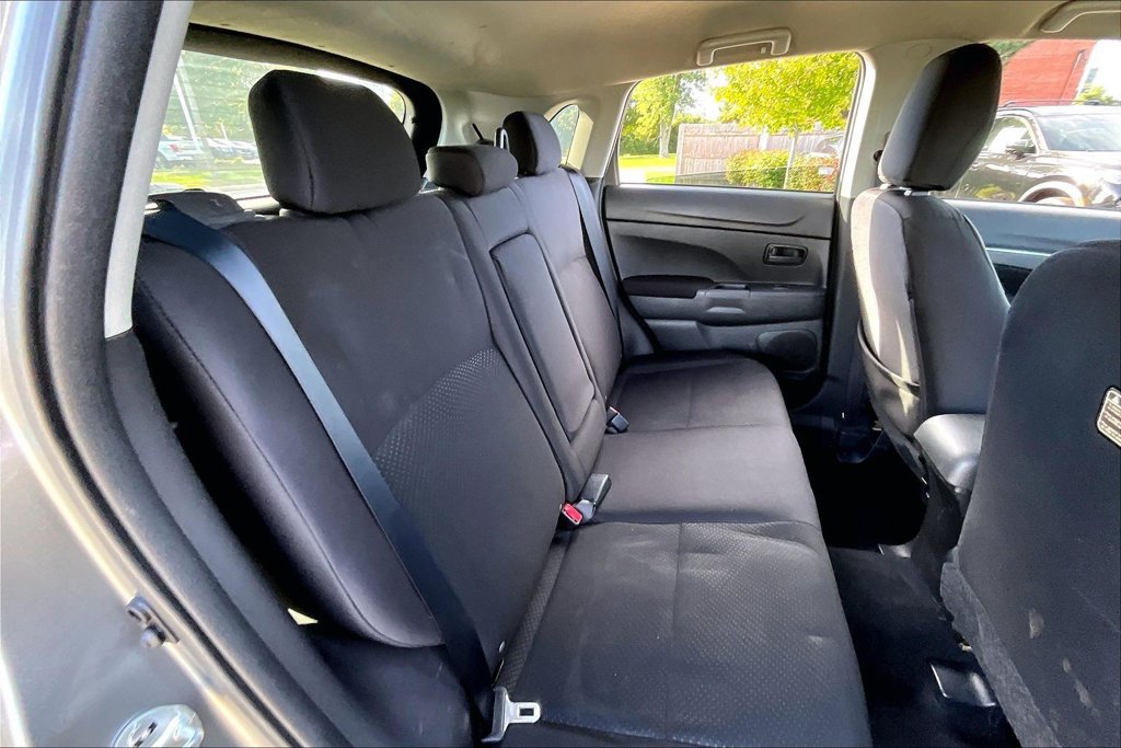 Used 2014 Mitsubishi Outlander Sport ES FWD image 29
