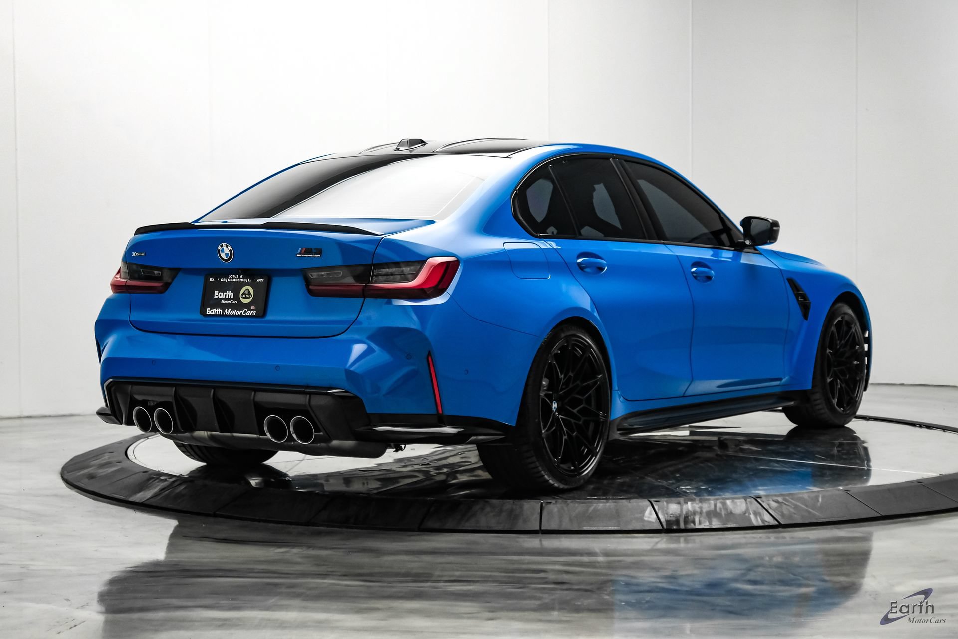 Used 2024 BMW M3 Competition w/ M Carbon Exterior Package AWD/4WD image 18