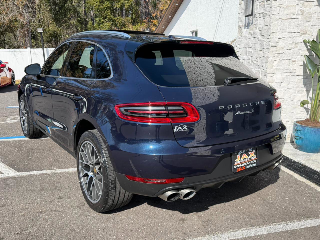 Used 2018 Porsche Macan S image 13
