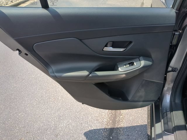New 2026 Nissan Sentra SR w/ Floor Mat Package FWD image 22
