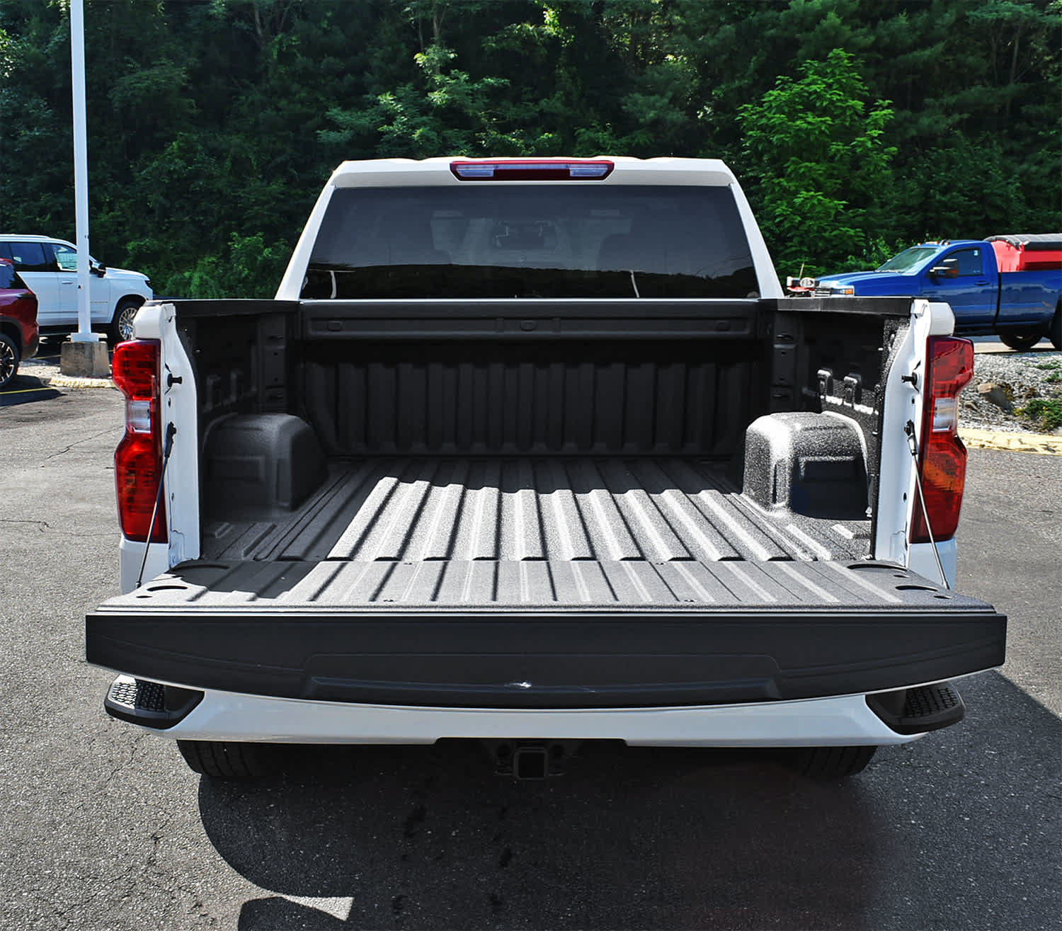 New 2026 Chevrolet Silverado 1500 Custom AWD/4WD image 8