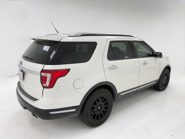 Used 2018 Ford Explorer Platinum AWD/4WD image 21