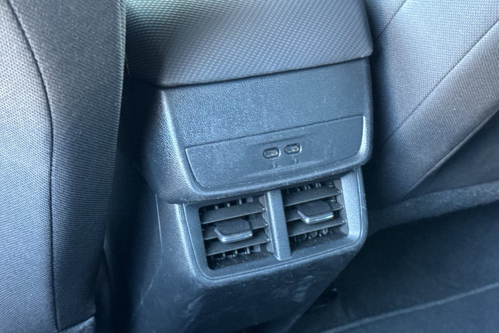 Used 2026 Chevrolet Equinox LT image 44