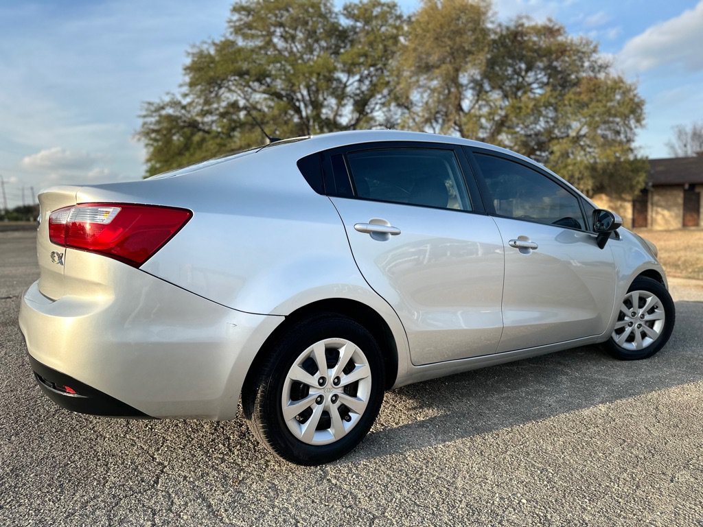 Used 2014 Kia Rio LX FWD image 21