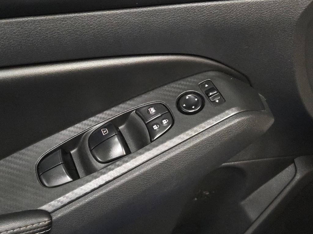 Used 2024 Nissan Altima 2.5 SV image 10