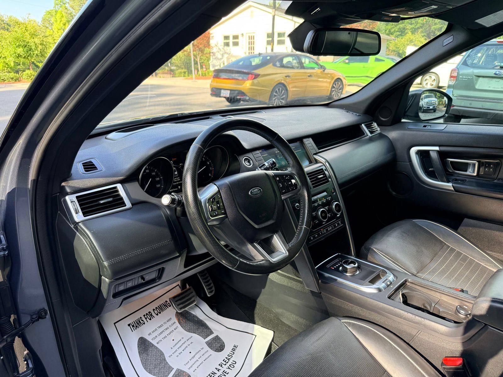 Used 2018 Land Rover Discovery Sport HSE Luxury AWD/4WD image 23