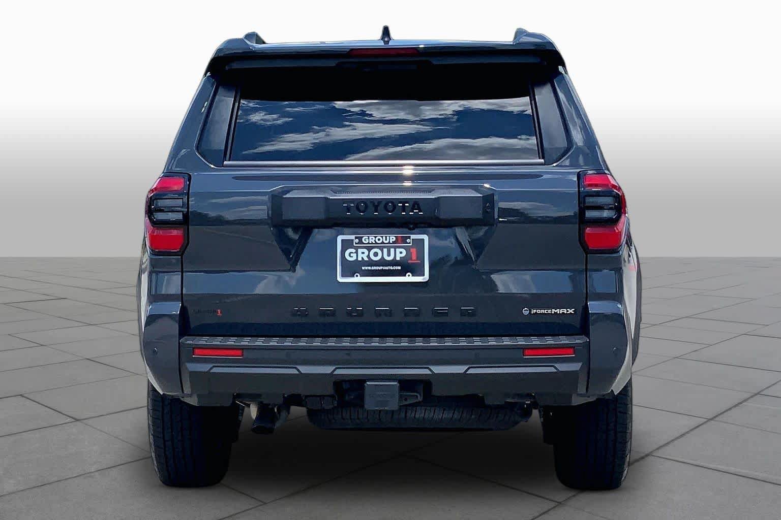 Certified 2025 Toyota 4Runner TRD Off-Road Premium AWD/4WD image 5