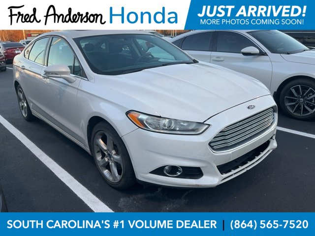 Used 2015 Ford Fusion SE w/ Equipment Group 201A image 1