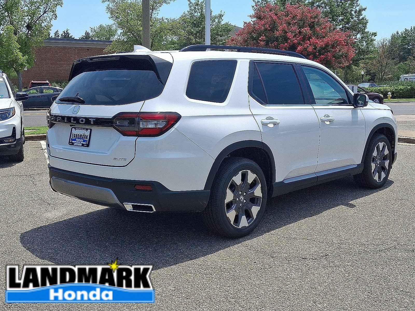New 2026 Honda Pilot Elite image 3