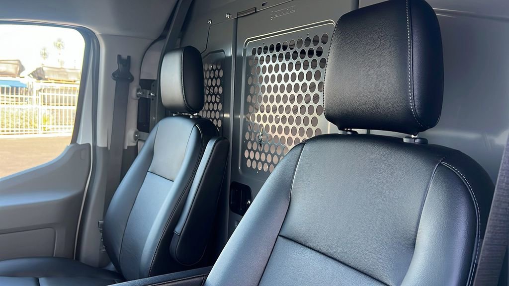 New 2024 Ford Transit 150 Low Roof image 15