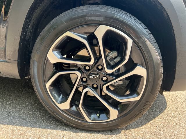 Used 2025 Chevrolet Trax RS w/ Driver Confidence Package FWD image 14