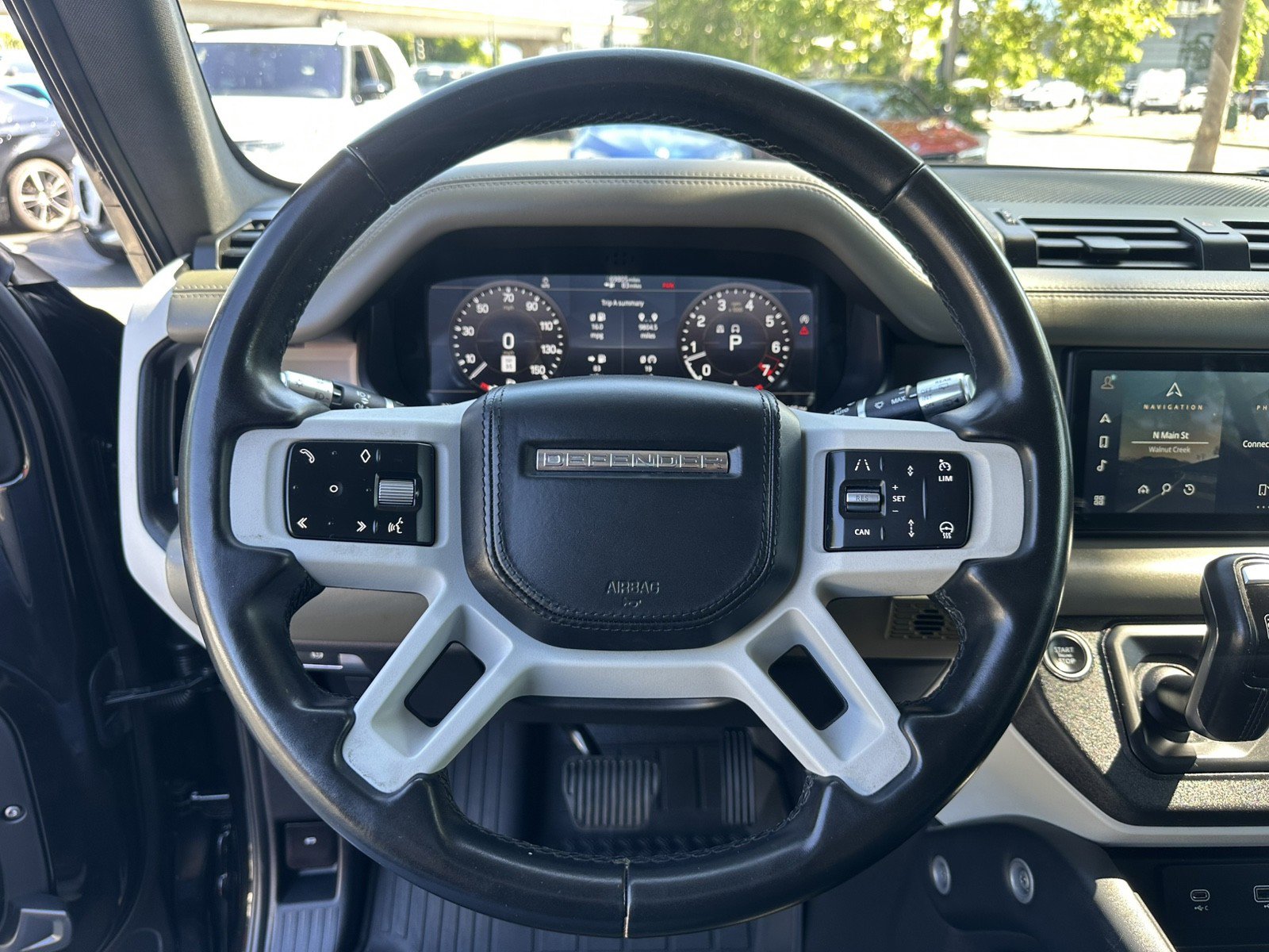 Used 2020 Land Rover Defender 110 HSE AWD/4WD image 14