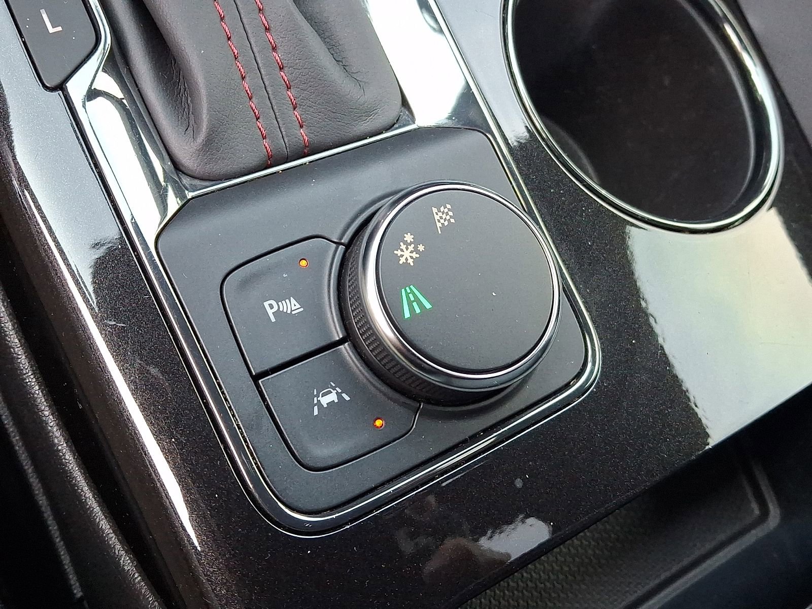 Used 2023 Chevrolet Blazer RS w/ Enhanced Convenience Package image 25