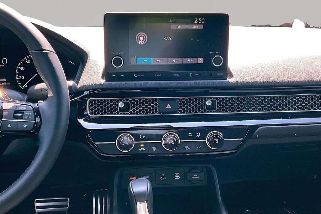 Certified 2026 Honda Civic Sport image 9