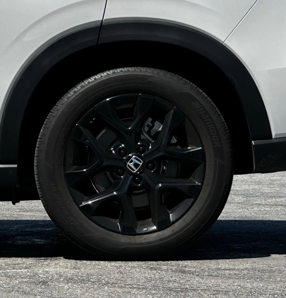 Used 2024 Honda HR-V Sport image 3