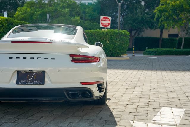 Used 2017 Porsche 911 4 Coupe AWD/4WD image 26