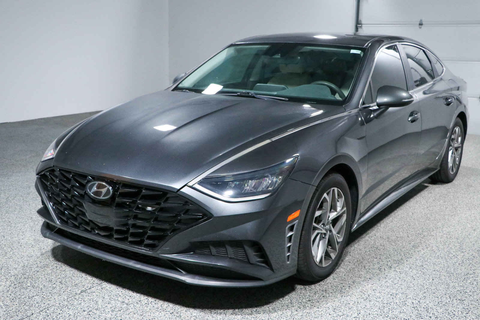 Used 2022 Hyundai Sonata SEL w/ Cargo Package FWD image 29