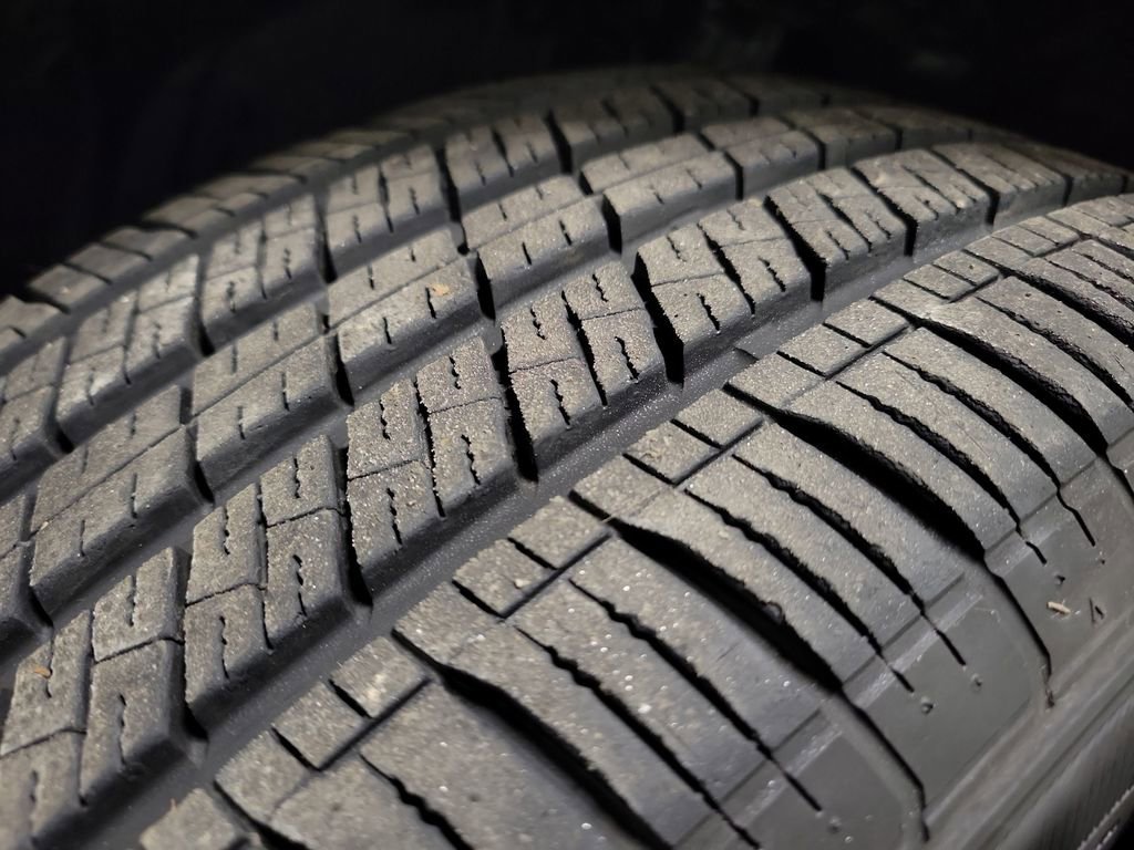 Used 2025 Nissan Rogue SV image 11