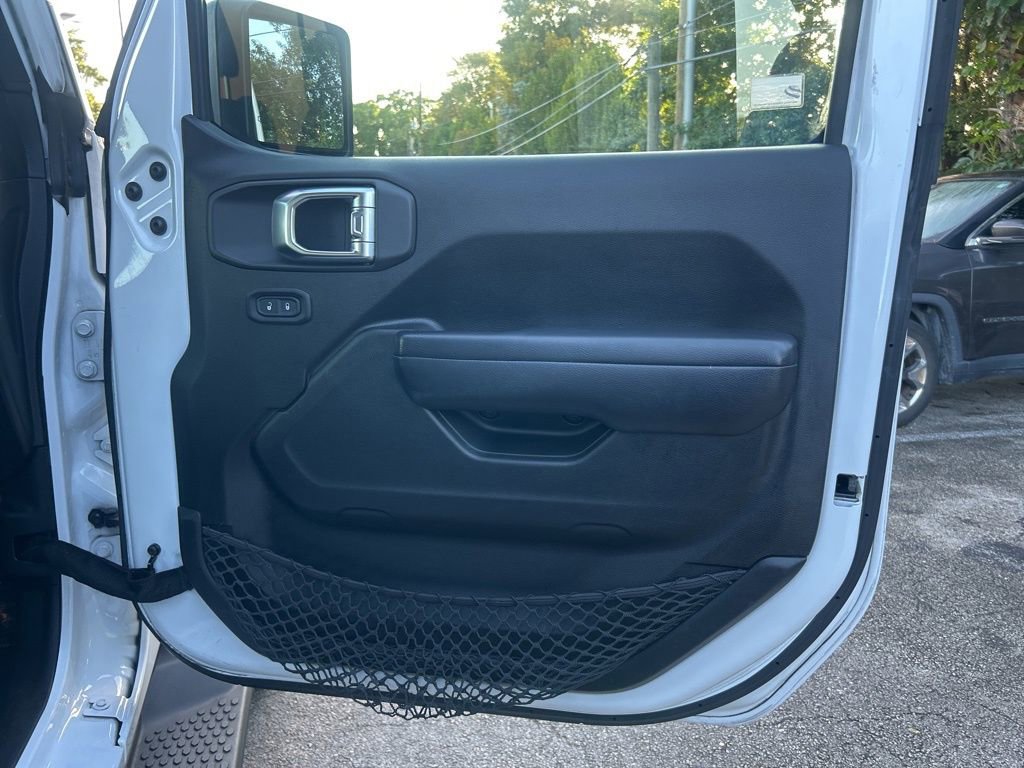 Used 2018 Jeep Wrangler Sport image 28