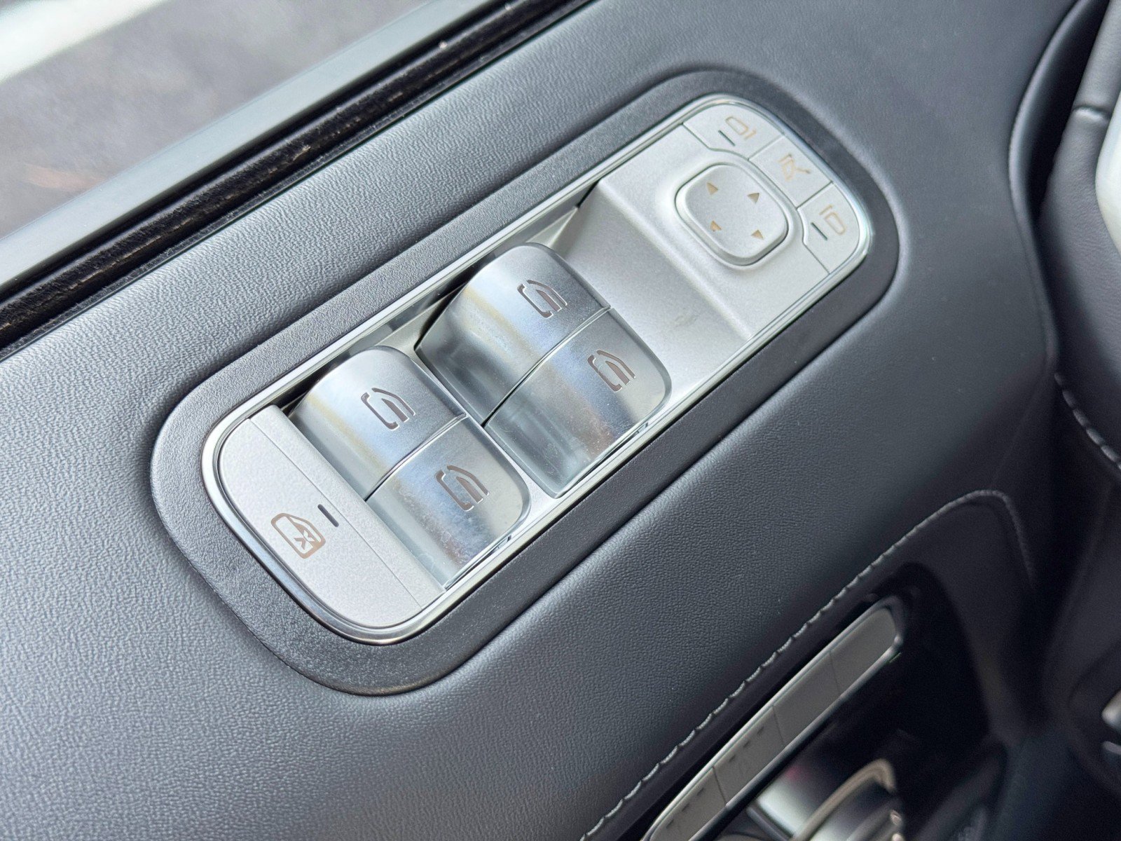 Used 2022 Mercedes-Benz G 63 AMG Squared w/ AMG Night Package Magno image 18