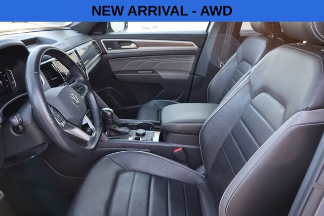Used 2023 Volkswagen Atlas Cross Sport SEL Premium R-Line AWD/4WD image 17