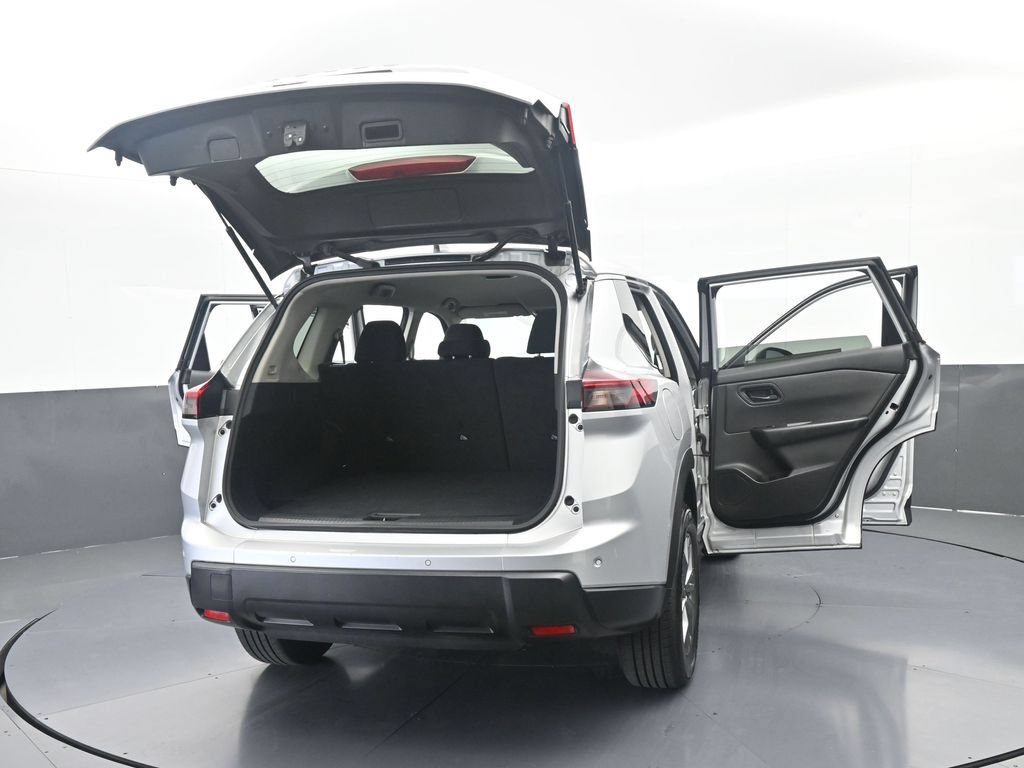 Used 2024 Nissan Rogue S FWD image 67